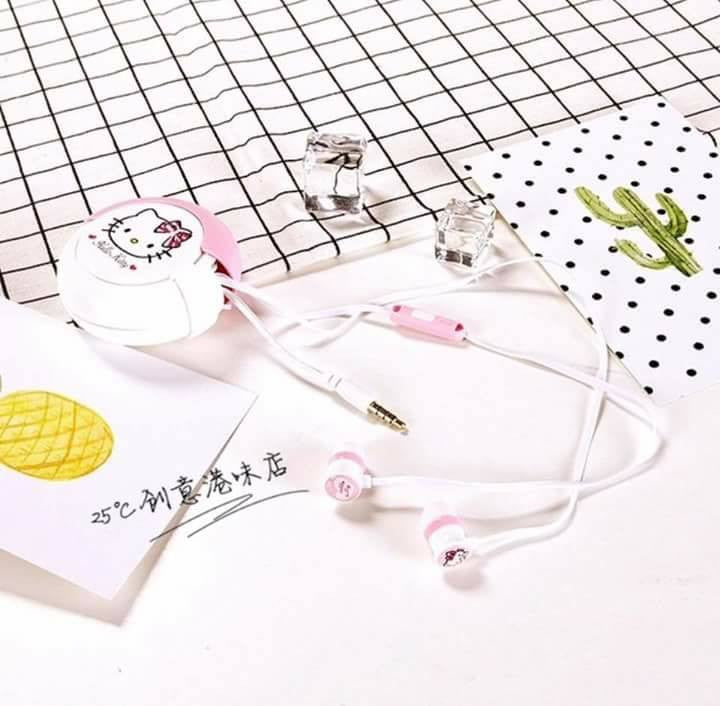 Hello Kitty Earphones