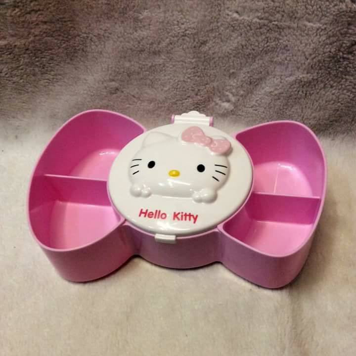 Hello Kitty Ribbon Organizer